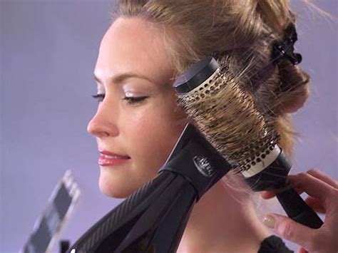 How To Curl Hair With A Brush And Blowdryer Curled Hairstyles Blow