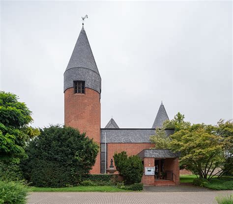 Kirche St Adelheid Troisdorf M Llekoven D B Flickr