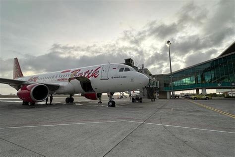 Foto Dampak Erupsi Gunung Lewotobi Wings Air Dan Batik Air Batalkan