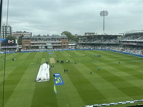 Bharat Sundaresan On Twitter Cloudy And Drizzly At Lords Pitch