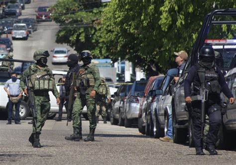 Asesinan Al Jefe Operativo De La Policía Auxiliar A Unos Metros De La