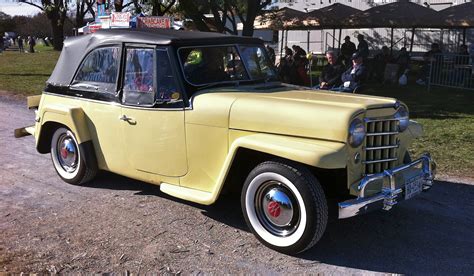 1951 Willys Jeepster - Information and photos - MOMENTcar