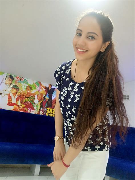 Anu Bhandari Medium