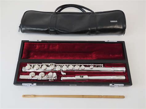 Yamaha Yfl Solid Silver Closed Hole Flute Stunning Reverb