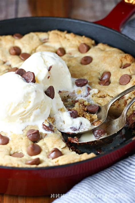 One Pan Skillet Chocolate Chip Cookie Lets Dish Recipes