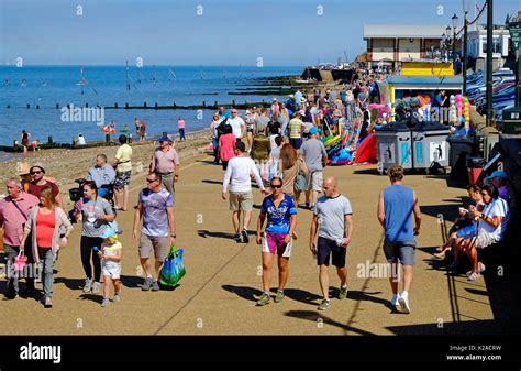 Hunstanton Holidays Hi Res Stock Photography And Images Alamy