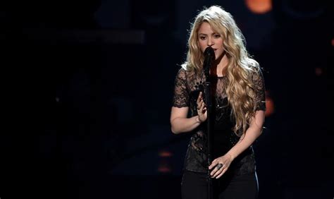 Shakira Recordó El Mtv Unplugged Que Grabó Hace 20 Años Y Que Le Valió Tres Premios Grammy Off