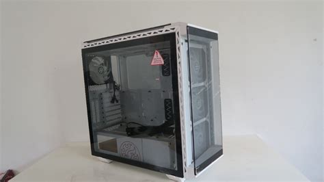 XPG BATTLECRUISER White + RGB Mid Tower Chassis - Includes 4 VENTO 120 ...