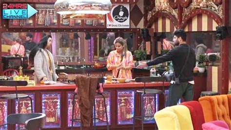 Bigg Boss 16 LIVE Archana Ne Milaya Shiv Se Haath Priyanka Ki Burai