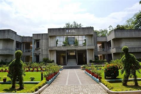 Xlri Xavier School Of Management Faculty Profile Jamshedpur