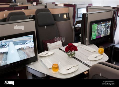 La Business Class Pasti E Lussuosi Posti A Sedere In Qatar Airways