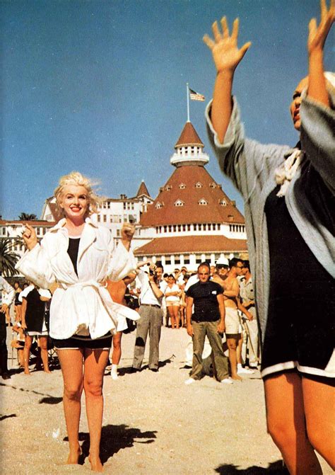 Some Like It Hot Marilyn Monroe Photo Fanpop