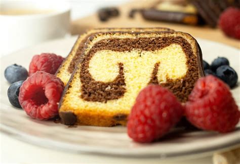 Gâteau Marbré au Chocolat et Vanille une combinaison parfaite de deux