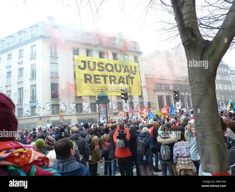 Paris Manifestation Retraite Hi Res Stock Photography And Images Alamy