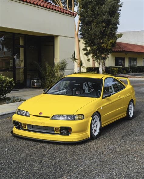 Rad Racer — Acura Integra Type R dc2 @omgbuilds @renz.jpg