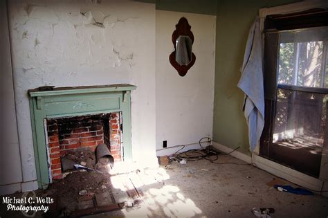 Michael C Wells Photography Abandoned Farmhouse Iii