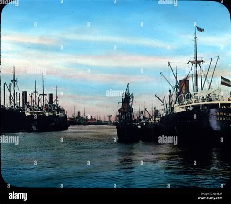 Unsere Schiffe Hi Res Stock Photography And Images Alamy