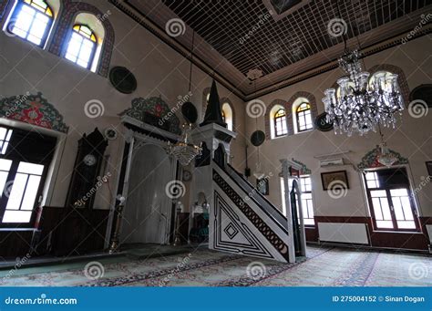 Fatih Sultan Mehmet Mosque editorial photography. Image of church - 275004152