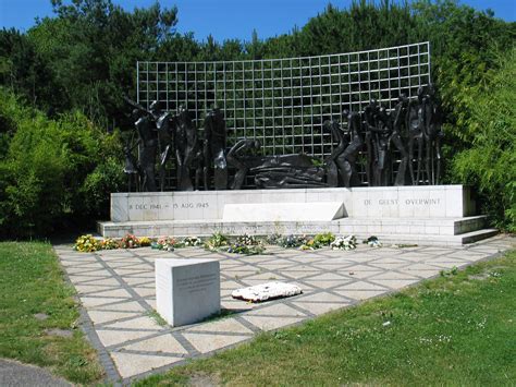 Nationale Herdenking 15 Augustus 4 En 5 Mei Amsterdam