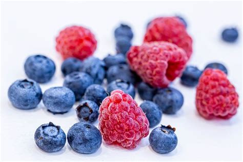 Sandwich with sea buckthorn berries, blueberries and strawberries ...