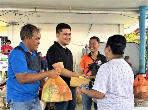 Rep Pulong Mobilizes Team To Assist Fire Victims In Maharlika Village