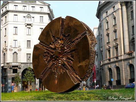 Milano Celebra Arnaldo Pomodoro Per I Suoi 90 Anni Con Una Antologica