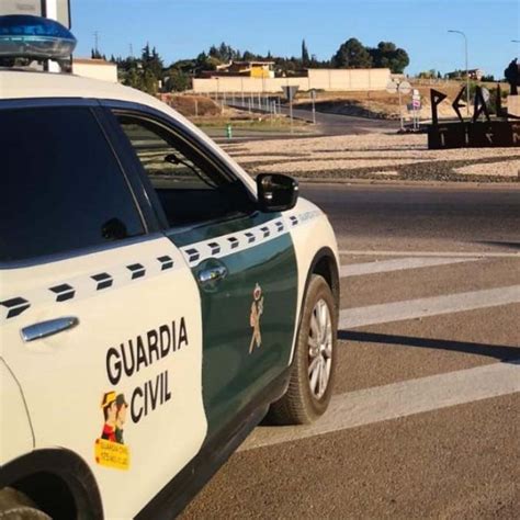 La Guardia Civil Detiene A Un Vecino De Peal Como Presunto Autor De Varios Delitos De Robo Con