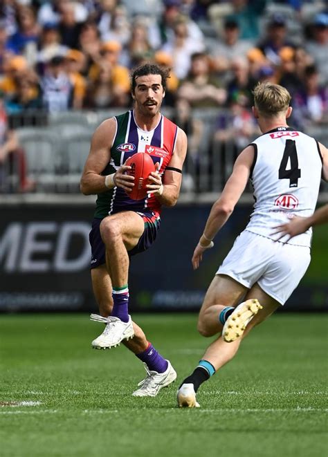 Fremantle Dockers Succumb To Port Adelaides Pressure In Final Home