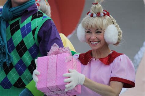 Whoville on the Backlot | Whoville costumes, Whoville hair, Xmas costumes