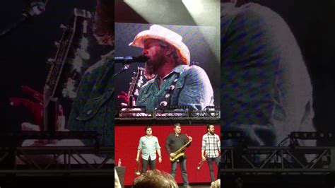 Toby Keith Sings Courtesy Of The Red White And Blue In Las Vegas