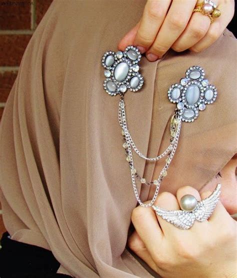 Hijab Accessories 25 Ways To Accessorize Hijab With Jewelry Hijab Fashion Hijabi Fashion