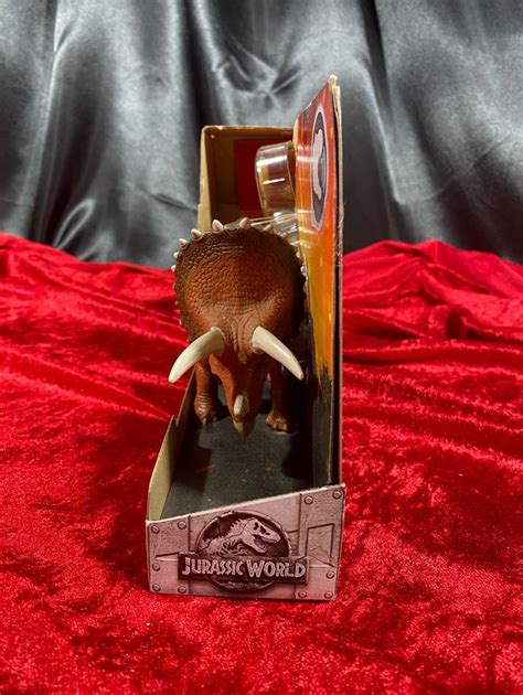 Jurassic World Roarivores Triceratops Figure Collectors Crossroads