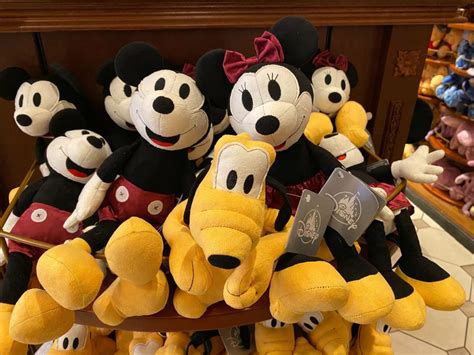 Mickey And Minnie Plush Dolls Atelier Yuwa Ciao Jp