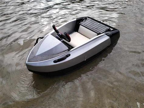 mini electric jet boat kw motor  lithium battery reach speeds