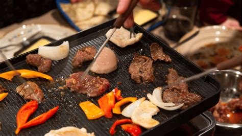 A Beginner's Guide to Using a Hibachi Grill