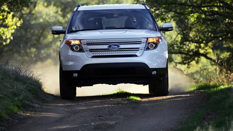 Ford plummets in Consumer Reports reliability survey