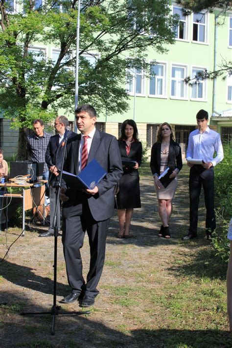 ПМГ „Васил Друмев” празнува 44 години от основаването си | Природо ...