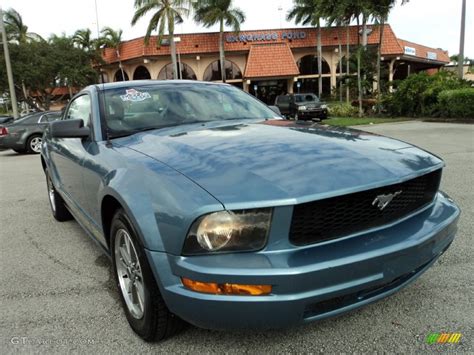 2005 Windveil Blue Metallic Ford Mustang V6 Premium Coupe 88340267 Photo 2