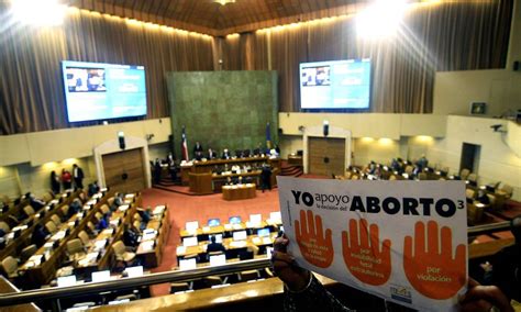 Congresso chileno barra aprovação de lei que descriminaliza aborto