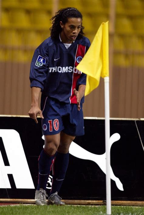 Ronaldinho Paris Saint Germain Football Images Soccer Guys Brazil