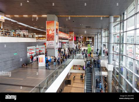 Flughafen Bogota El Dorado BOG Airport Terminal In Kolumbien Stock