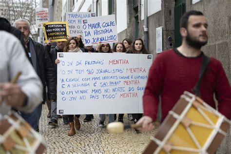 Jornalistas Reunidos Em Congresso Aprovam Greve Geral Por Unanimidade