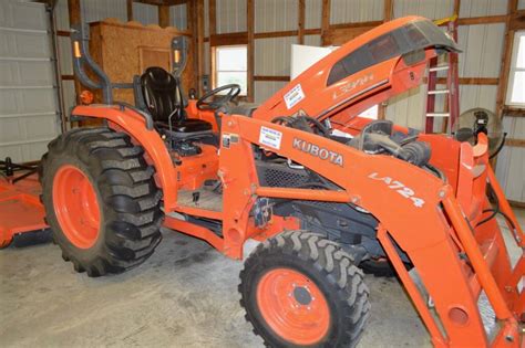 Kubota L W La Loader Sundgren Realty Inc