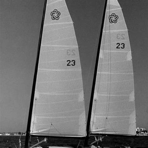 Freedom 39 — Sailboat Guide