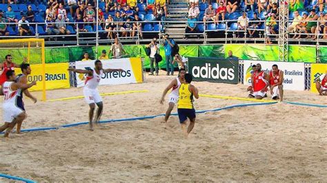 Mundial de Handebol de Praia começa rodada dupla em Pernambuco