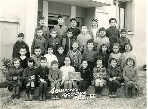 Photo De Classe Cp 1965 66 De 1966 Ecole Du Bourg Copains Davant