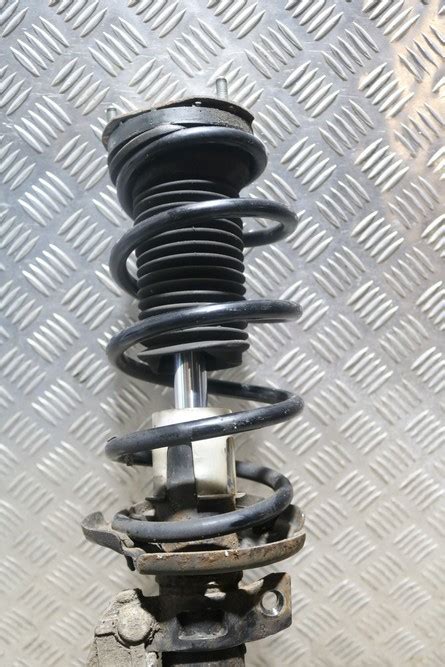 FORD FIESTA MK7 ST180 OS SUSPENSION LEG C1BC 18045 ED 2013 2017 EN63