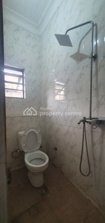 For Rent Miniflat Toilets Car Park Prepaid Alagomeji Yaba