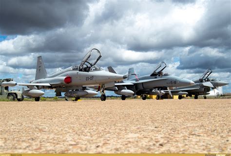 AviationCorner Net Aircraft Photography CASA Northrop SF 5B M