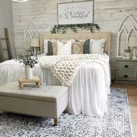 10 Ideas For Modern Farmhouse Decor Bedroom To Transform Your Space